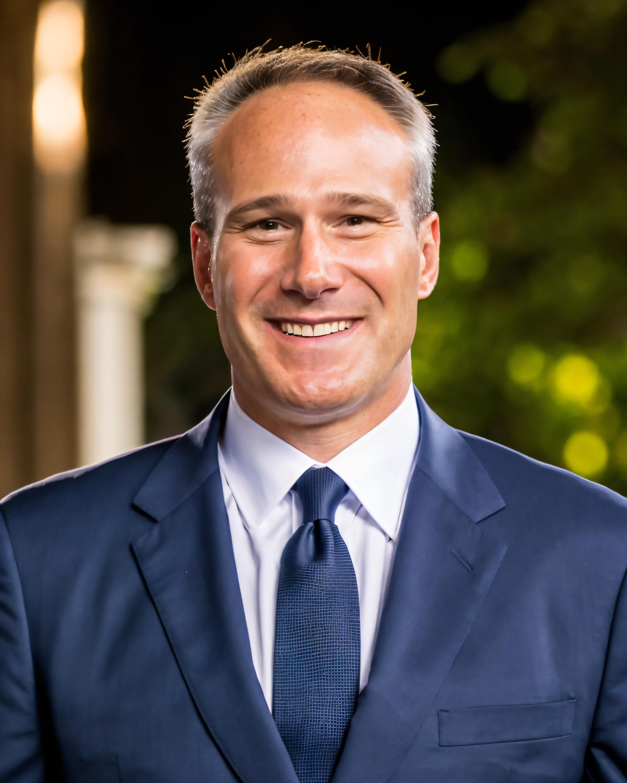 Uploaded Image: /vs-uploads/exec-com/Christopher LaRoe.jpg